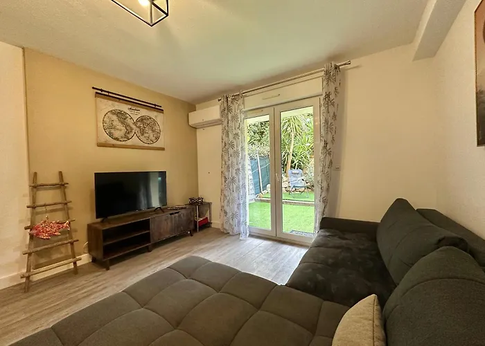 T3 Cala Di Mare Rousse