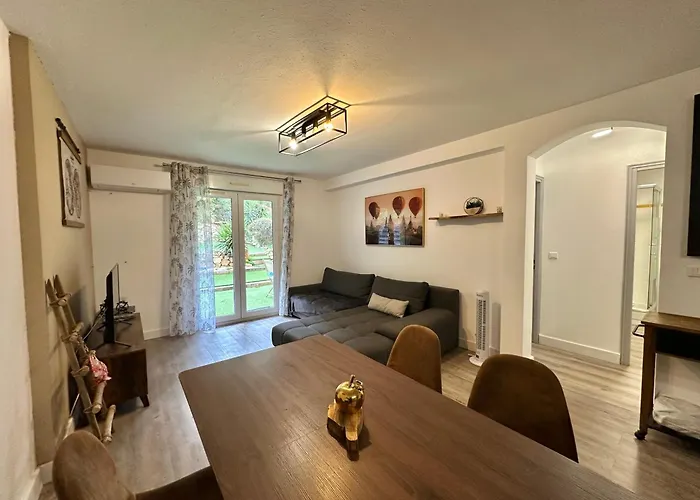 T3 Cala Di Mare Rousse Apartment