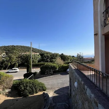 T3 Cala Di Mare Rousse *