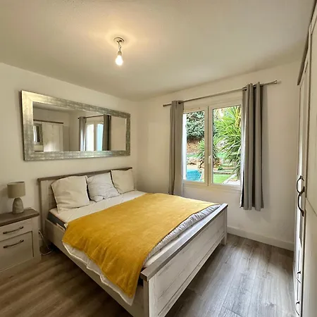 T3 Cala Di Mare Rousse *