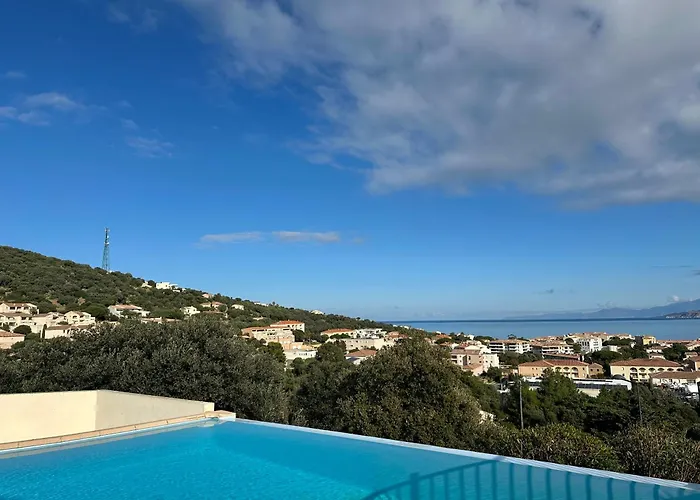 T3 Cala Di Mare Rousse Apartament *