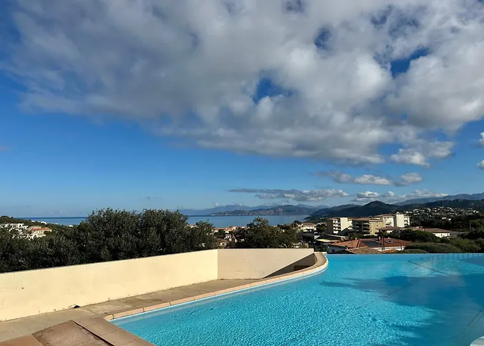 T3 Cala Di Mare Rousse Apartament