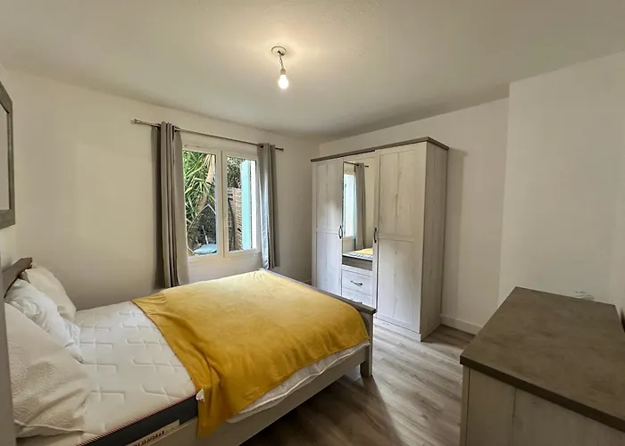 T3 Cala Di Mare Rousse * LʼÎle-Rousse